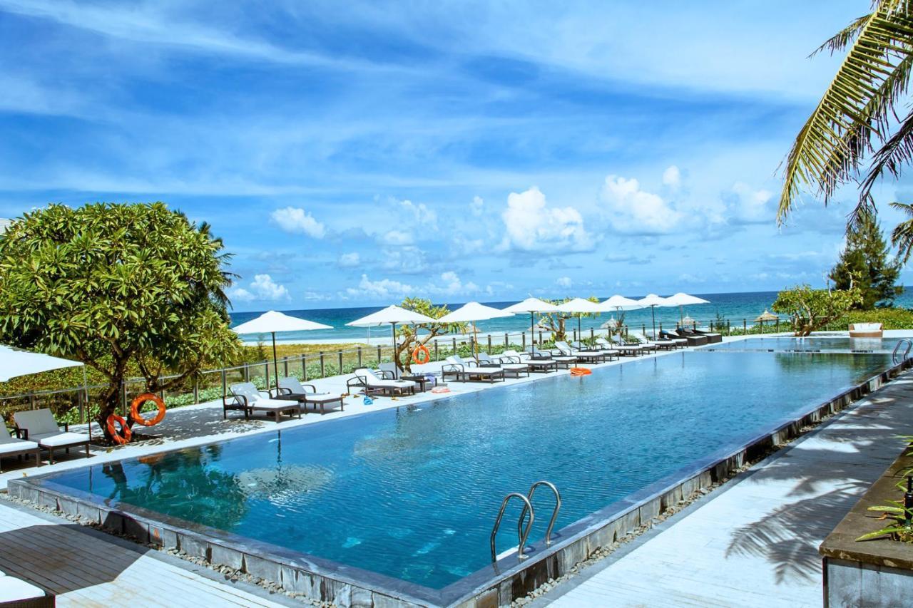 Luxury Pool Villa Close To The Private Beach ダナン市 エクステリア 写真