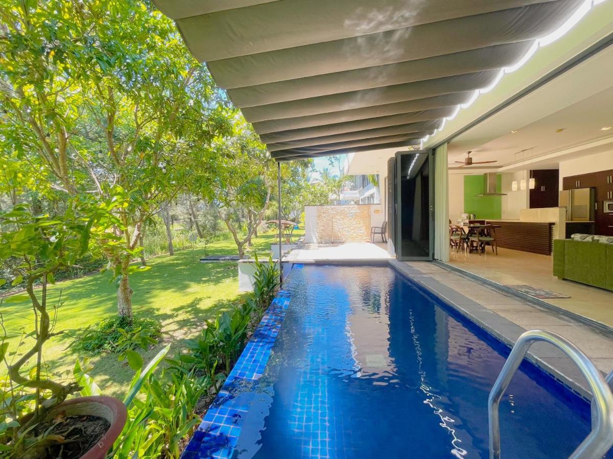 Luxury Pool Villa Close To The Private Beach ダナン市 エクステリア 写真