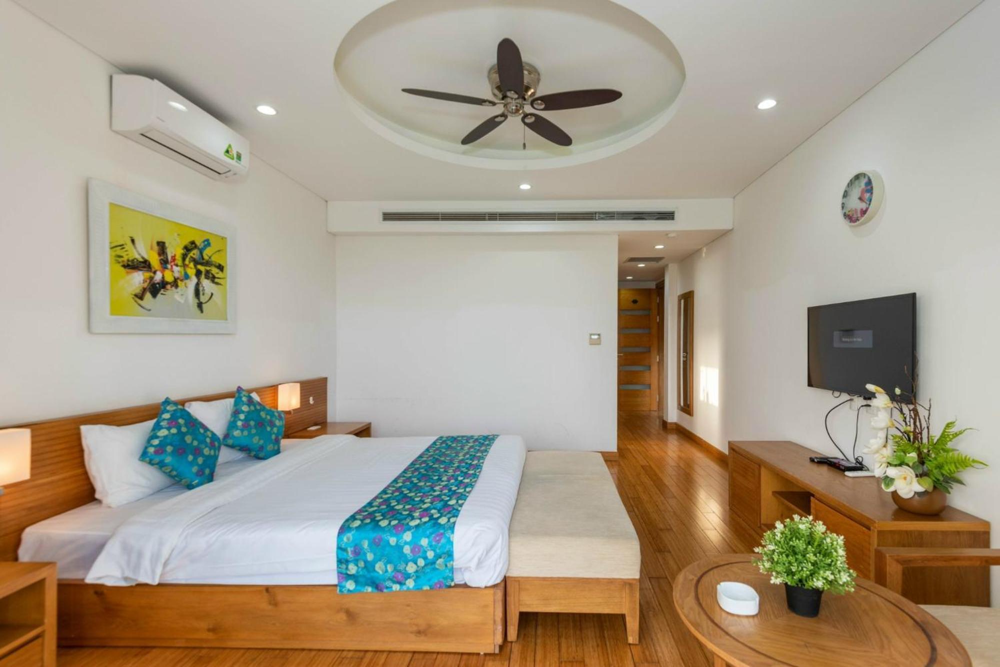 Luxury Pool Villa Close To The Private Beach ダナン市 エクステリア 写真
