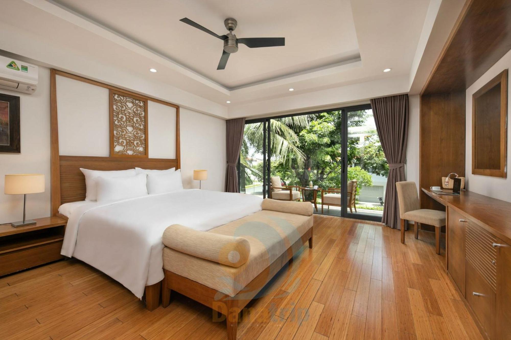 Luxury Pool Villa Close To The Private Beach ダナン市 エクステリア 写真