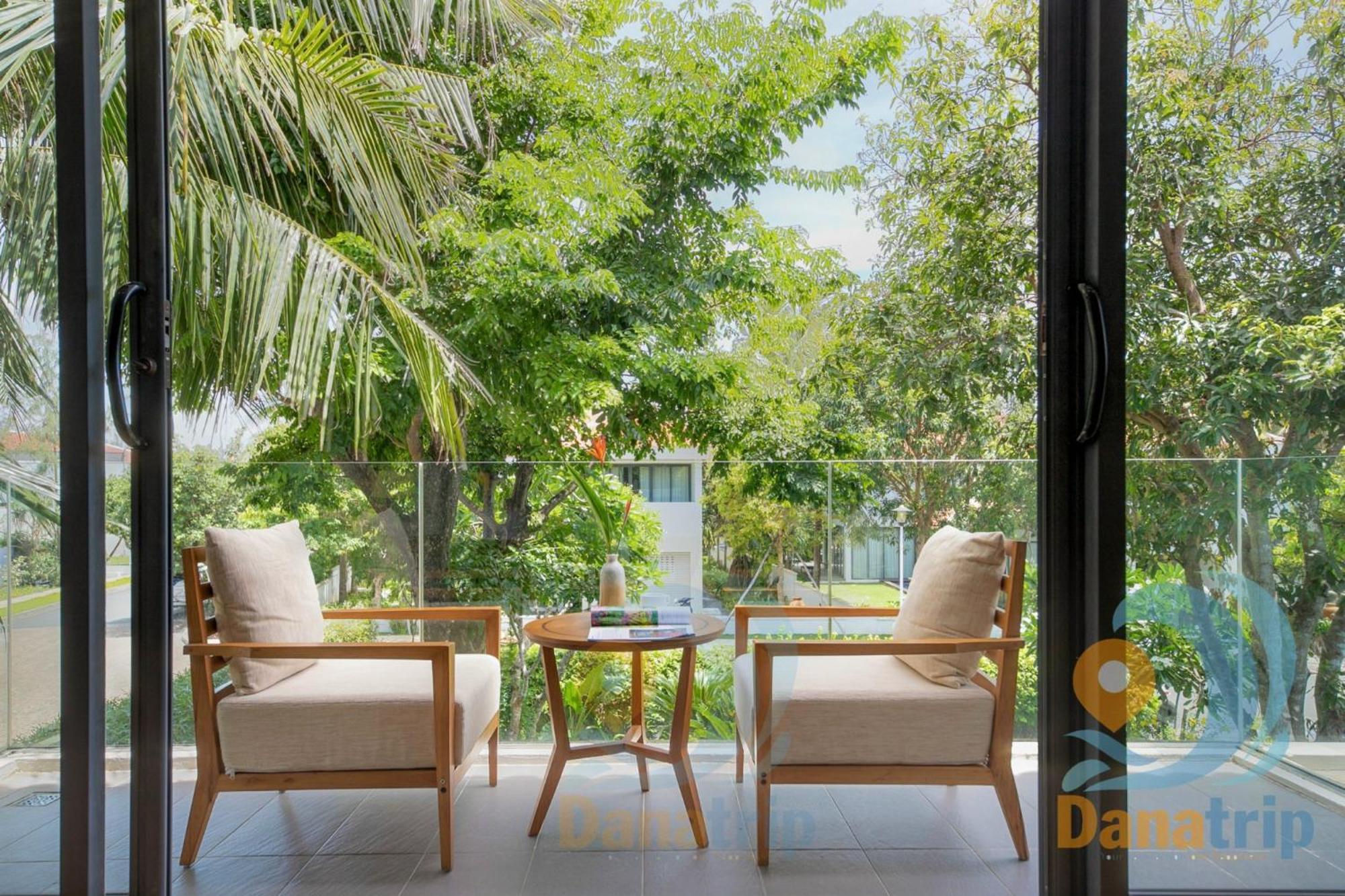 Luxury Pool Villa Close To The Private Beach ダナン市 エクステリア 写真