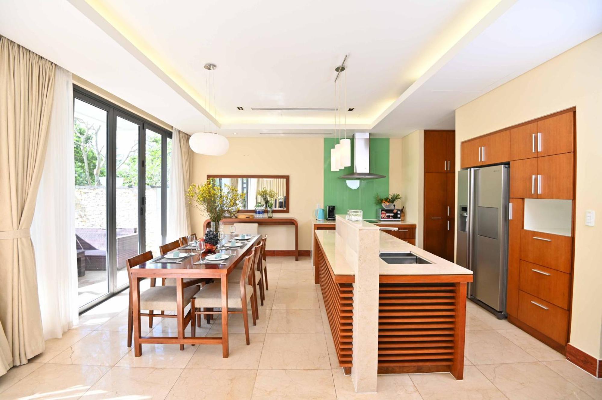 Luxury Pool Villa Close To The Private Beach ダナン市 エクステリア 写真